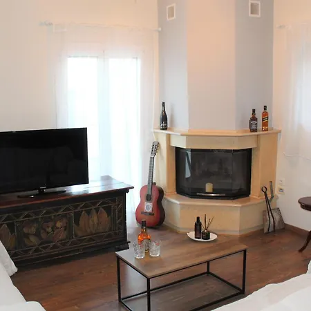 Postman's House * Doukádes