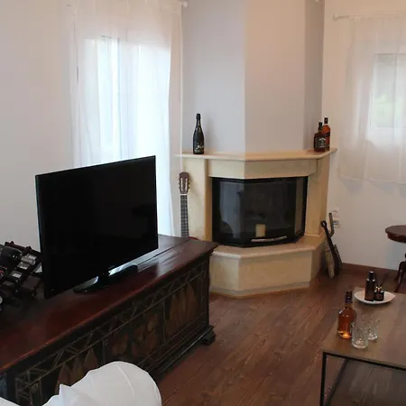 Postman's House Doukádes