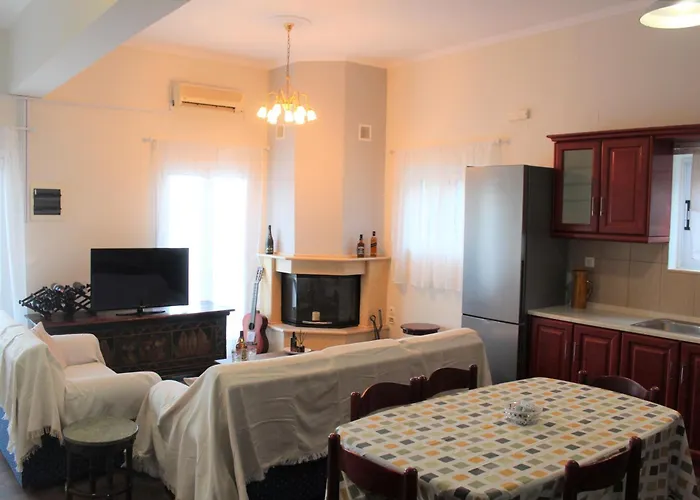 דירה Postman's House Doukádes